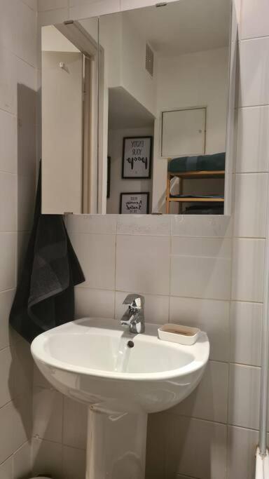 Emplacement Exceptionnel Et Rare Paris Suresnes Longchamp Exterior foto